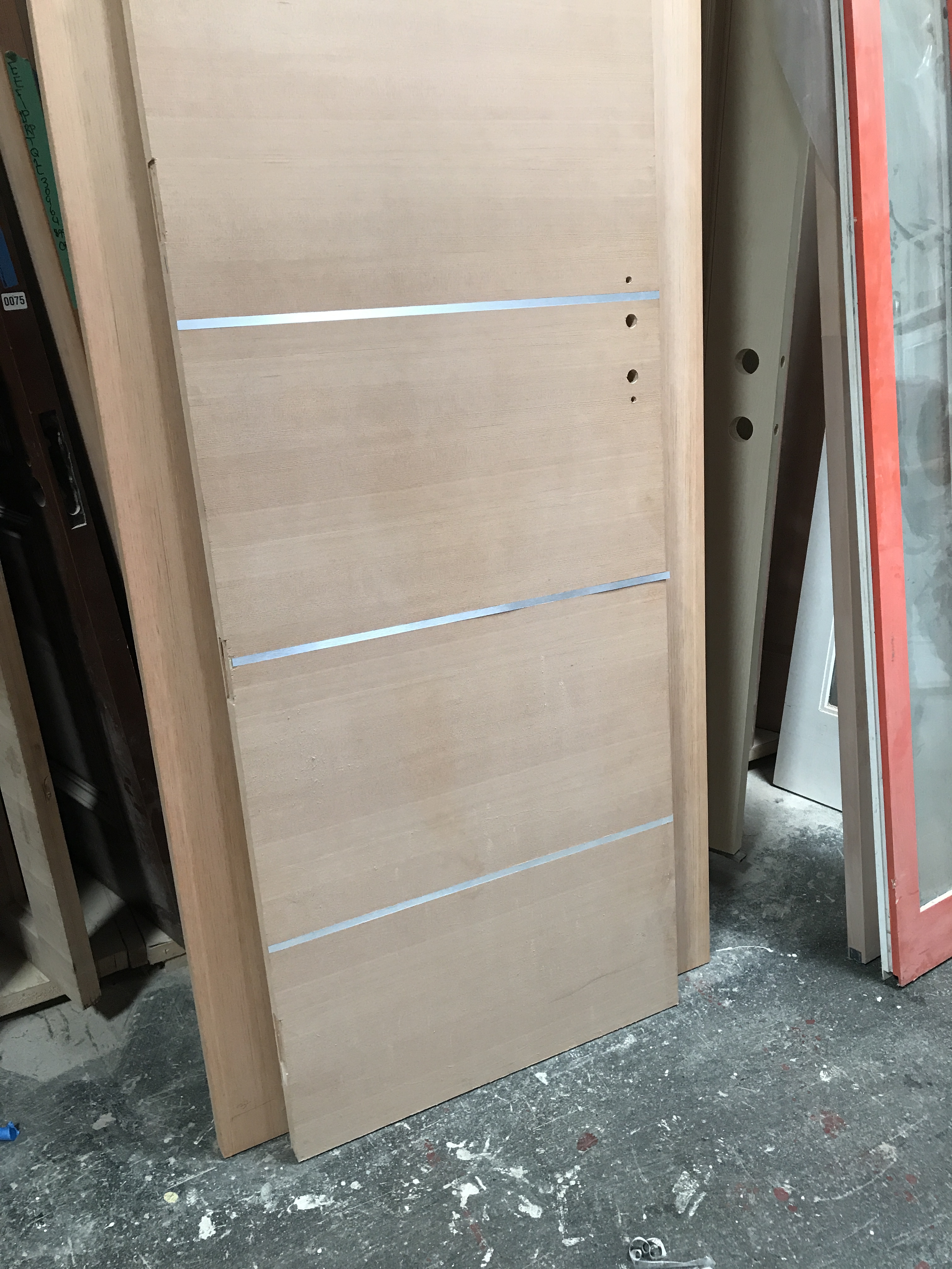 Facroy Direct Doors EXTERIOR ENGINEERED VG FIR RUN HORIZONTALLY WITH STAINLESS QUARKS